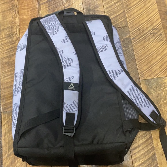 Reebok back pack - Picture 2 of 3